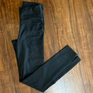 Plain black fabletics leggings